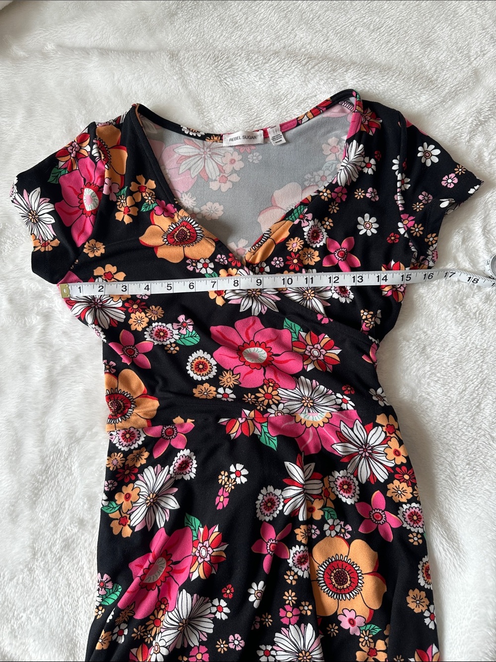 REBEL SUGAR Floral Faux Wrap Dress  SzM Feminine Flowy Boho Flattering Festival - Picture 10 of 12
